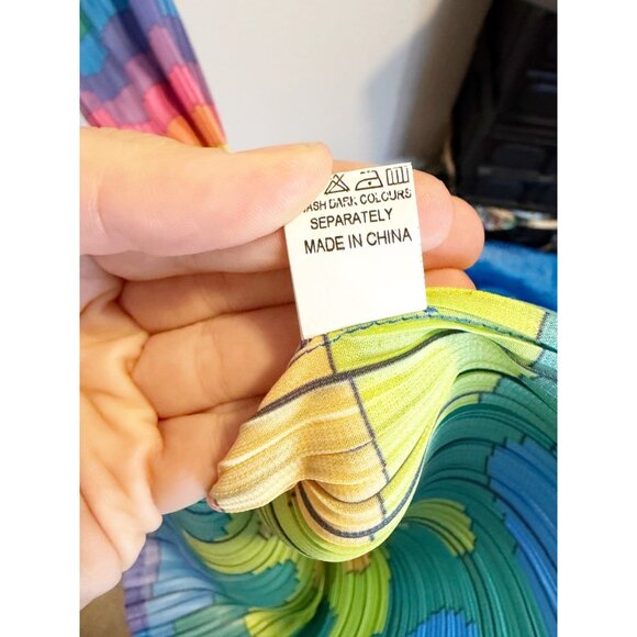 Dressed In Lala Woman Of The Hour Rainbow Kaleidoscope Dress Kimono Sleeve OS - Picture 4 of 7